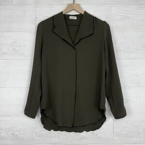 Aritzia Babaton Rena Top Popover Blouse Size XS Olive Green Long Sleeves Preppy